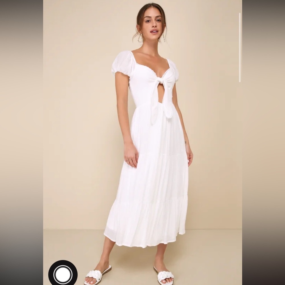 Darling Concept White Tiered Tie-Front
Puff Sleeve Midi Dress